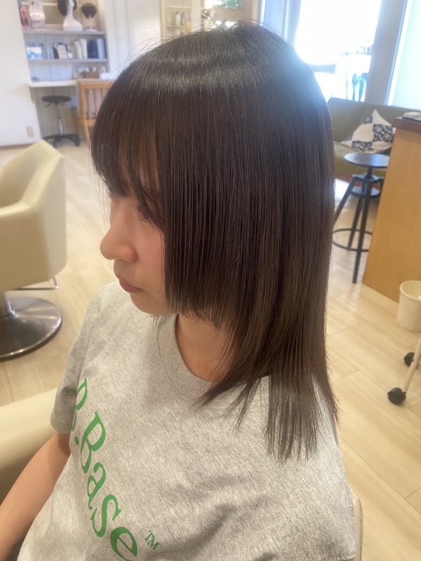 小顔を強調しつつ
動きもプラス