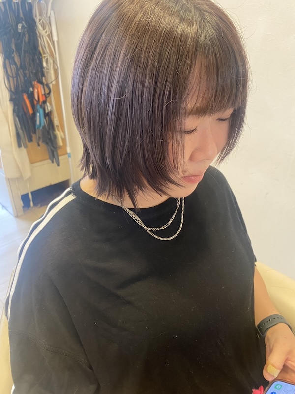 切りっぱなしのレイヤースタイル