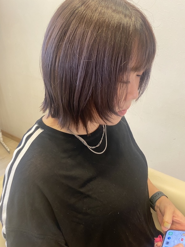 切りっぱなしのレイヤースタイル