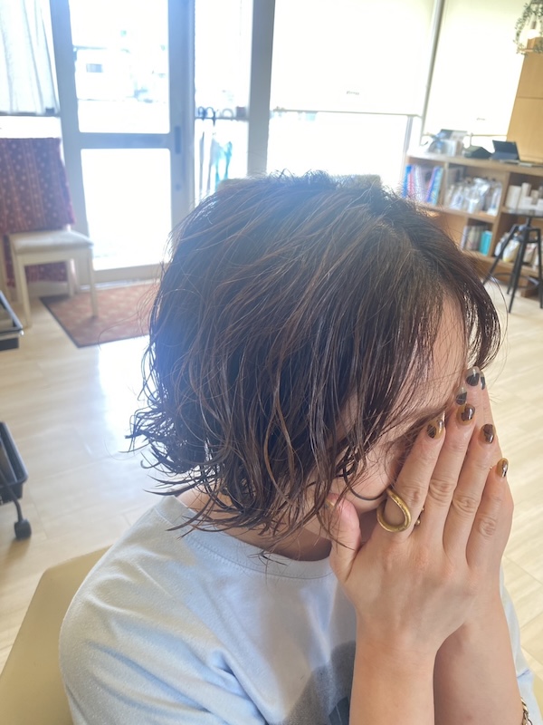 パーマをかけて毎日のお手入れが少しでも
ラク