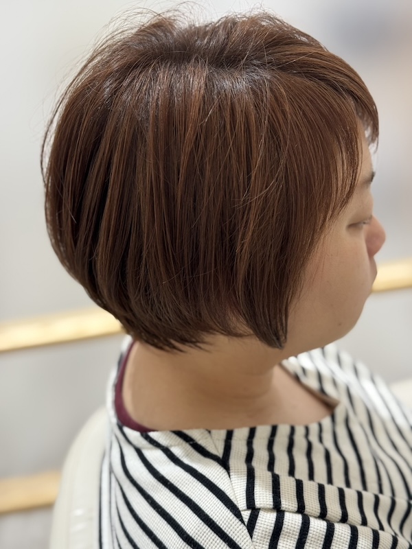 ピンクオレンジ ヘアカラー