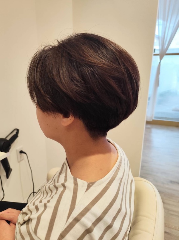 刈り上げ女子スタイ